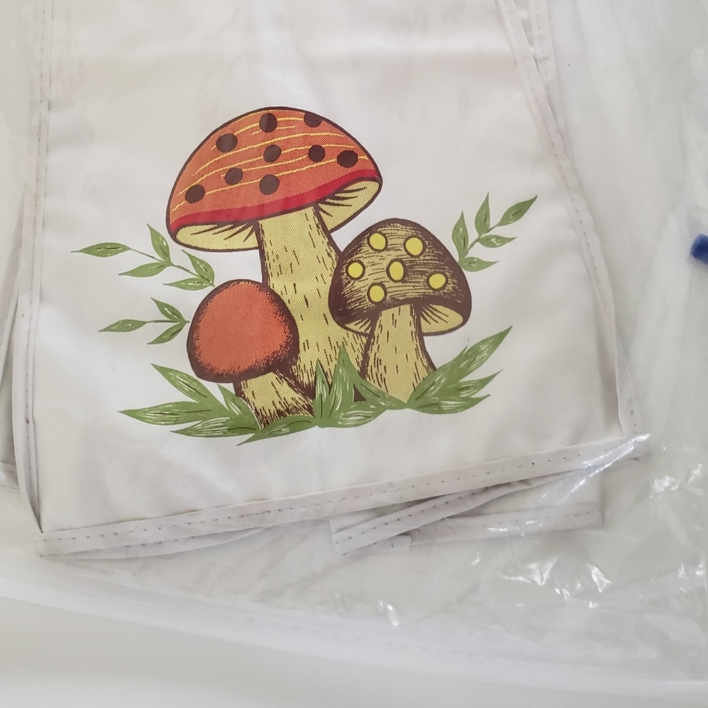 Sear's Merry Mushroom Blender Cover